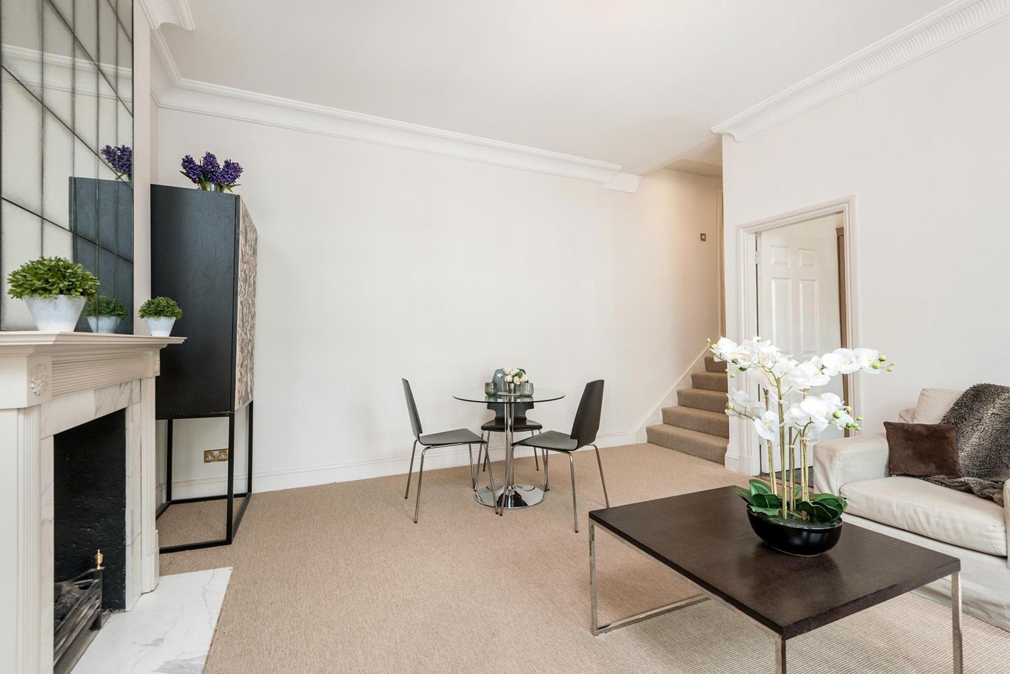 Apartment Spacious, Calm One Bedroom